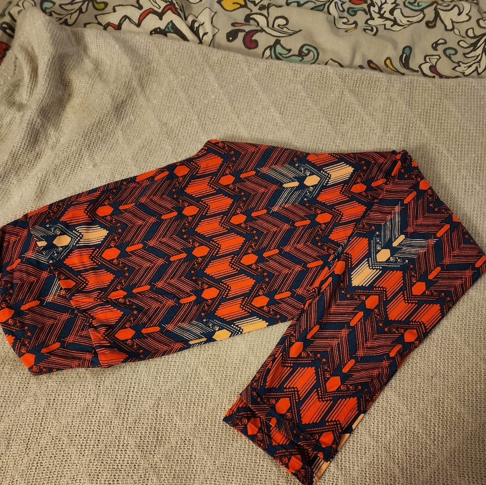 LuLaRoe Leggings Size TC